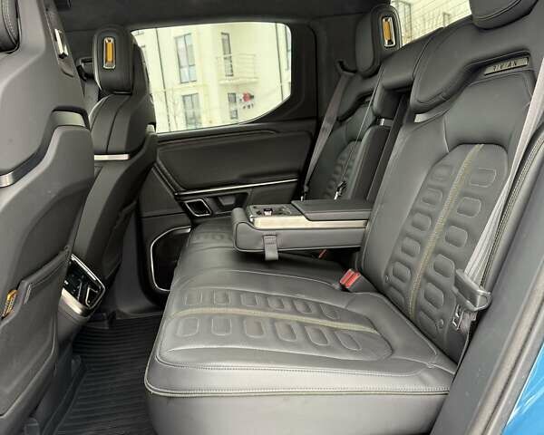 Синий Rivian R1T, объемом двигателя 0 л и пробегом 58 тыс. км за 42000 $, фото 46 на Automoto.ua