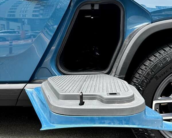 Синий Rivian R1T, объемом двигателя 0 л и пробегом 11 тыс. км за 50000 $, фото 14 на Automoto.ua