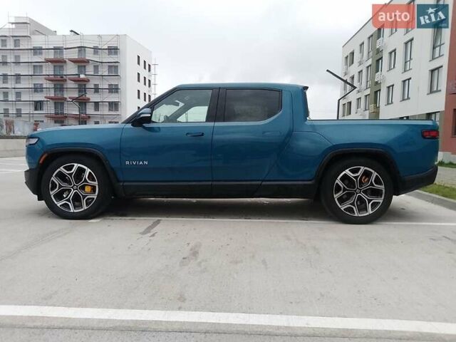 Rivian R1T 2022 в Ровно на Automoto.ua Синий Rivian R1T, объемом двигателя 0 л и пробегом 57 тыс. км за 49000 $, фото 7 на Automoto.ua