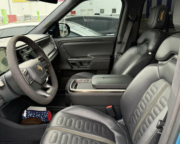 Синий Rivian R1T, объемом двигателя 0 л и пробегом 23 тыс. км за 42500 $, фото 19 на Automoto.ua