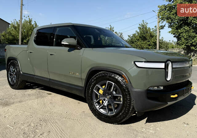 Зелений Rivian R1T, об'ємом двигуна 0 л та пробігом 30 тис. км за 57000 $, фото 8 на Automoto.ua