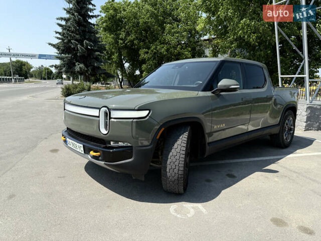 Зелений Rivian R1T, об'ємом двигуна 0 л та пробігом 28 тис. км за 54000 $, фото 60 на Automoto.ua