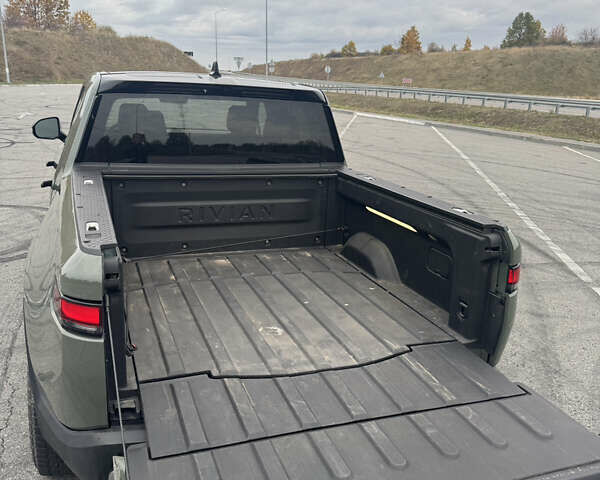 Зелений Rivian R1T, об'ємом двигуна 0 л та пробігом 38 тис. км за 51000 $, фото 18 на Automoto.ua