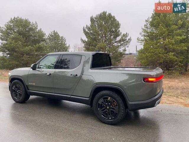 Зелений Rivian R1T, об'ємом двигуна 0 л та пробігом 38 тис. км за 59000 $, фото 2 на Automoto.ua