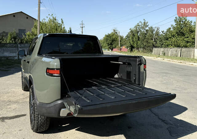 Зелений Rivian R1T, об'ємом двигуна 0 л та пробігом 30 тис. км за 57000 $, фото 30 на Automoto.ua