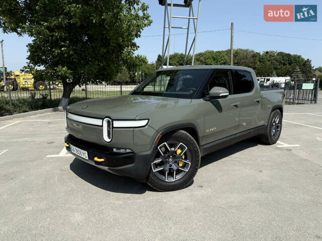 Зелений Rivian R1T, об'ємом двигуна 0 л та пробігом 28 тис. км за 54000 $, фото 5 на Automoto.ua