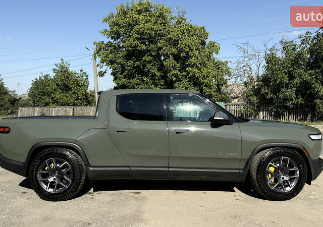 Зелений Rivian R1T, об'ємом двигуна 0 л та пробігом 30 тис. км за 57000 $, фото 13 на Automoto.ua