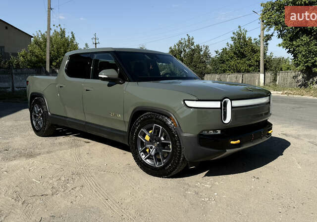 Зелений Rivian R1T, об'ємом двигуна 0 л та пробігом 30 тис. км за 57000 $, фото 6 на Automoto.ua