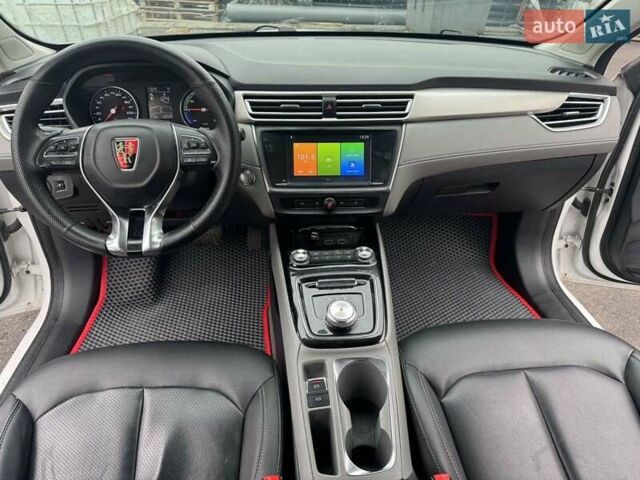 Белый Roewe Ei5, объемом двигателя 0 л и пробегом 22 тыс. км за 10499 $, фото 13 на Automoto.ua