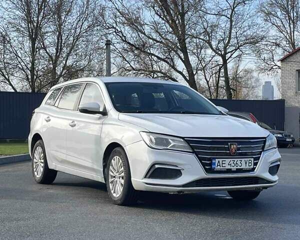 Белый Roewe Ei5, объемом двигателя 0 л и пробегом 22 тыс. км за 10499 $, фото 1 на Automoto.ua