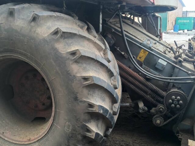 Красный Россельмаш Acros 530, объемом двигателя 11.15 л и пробегом 10 тыс. км за 22000 $, фото 10 на Automoto.ua