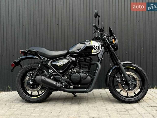 Черный Royal Enfield Classic, объемом двигателя 0.35 л и пробегом 5 тыс. км за 5200 $, фото 1 на Automoto.ua