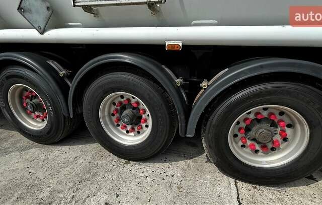 Schrader Z-STA 24 2004 в Львове на Automoto.ua Серый Schrader Z-STA 24, объемом двигателя 0 л и пробегом 1 тыс. км за 22458 $, фото 10 на Automoto.ua