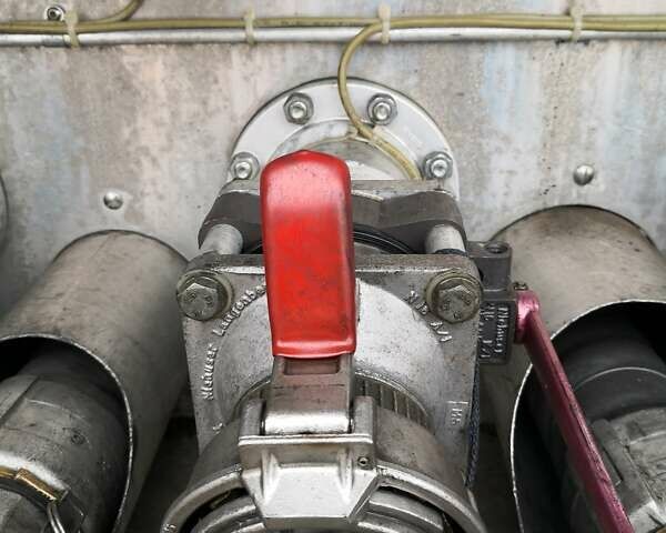 Серый Schroder Wiesmoor, объемом двигателя 0 л и пробегом 50 тыс. км за 42683 $, фото 15 на Automoto.ua