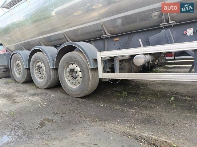Белый Seka 105, объемом двигателя 0 л и пробегом 220 тыс. км за 43000 $, фото 4 на Automoto.ua