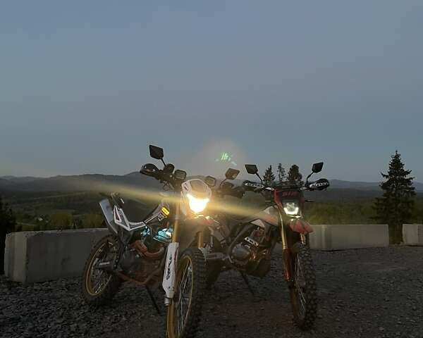 Чорний Senke Desert, об'ємом двигуна 0 л та пробігом 65 тис. км за 1400 $, фото 4 на Automoto.ua