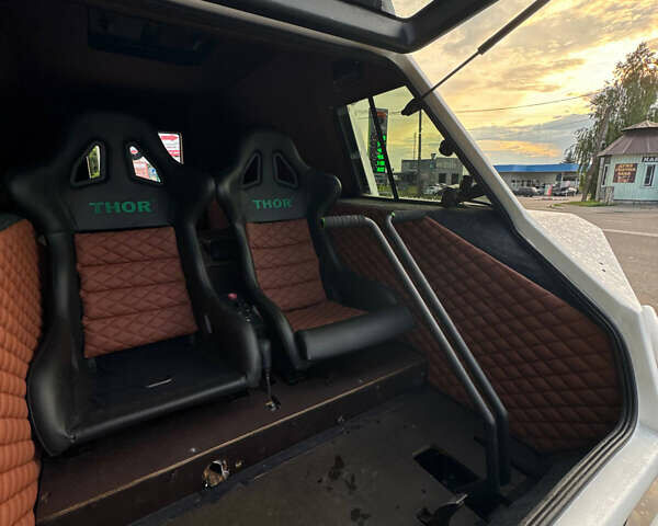 Білий Sherp Sherp, об'ємом двигуна 0 л та пробігом 0 тис. км за 45000 $, фото 6 на Automoto.ua