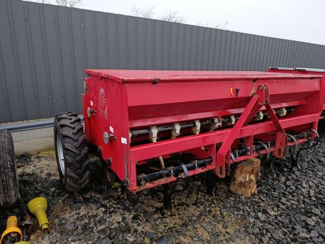 Червоний Simulta Junkkari 2500, об'ємом двигуна 0 л та пробігом 0 тис. км за 86 $, фото 1 на Automoto.ua