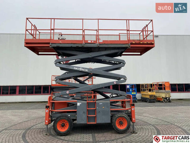 Червоний Skyjack SJ, об'ємом двигуна 0 л та пробігом 0 тис. км за 23315 $, фото 3 на Automoto.ua