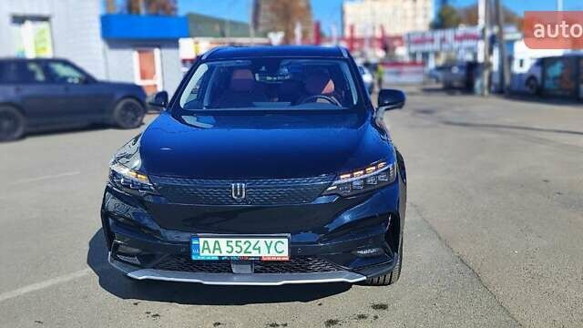 Черный Skywell ET5, объемом двигателя 0 л и пробегом 6 тыс. км за 22999 $, фото 4 на Automoto.ua
