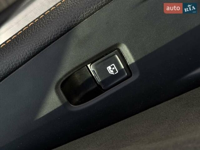 Чорний Skywell ET5, об'ємом двигуна 0 л та пробігом 2 тис. км за 29400 $, фото 22 на Automoto.ua