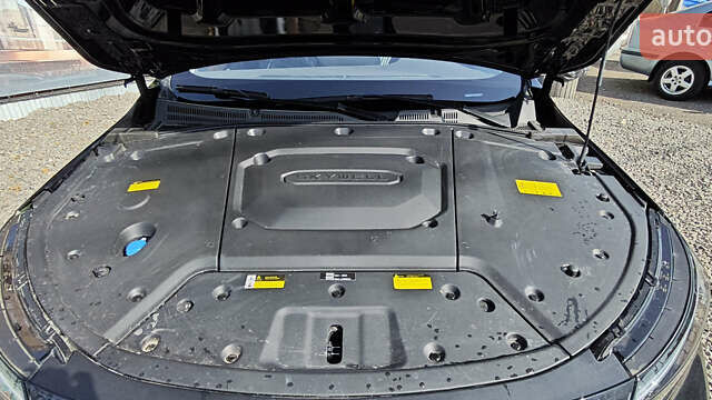 Черный Skywell ET5, объемом двигателя 0 л и пробегом 70 тыс. км за 28000 $, фото 40 на Automoto.ua