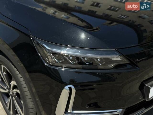 Чорний Skywell ET5, об'ємом двигуна 0 л та пробігом 2 тис. км за 29400 $, фото 6 на Automoto.ua