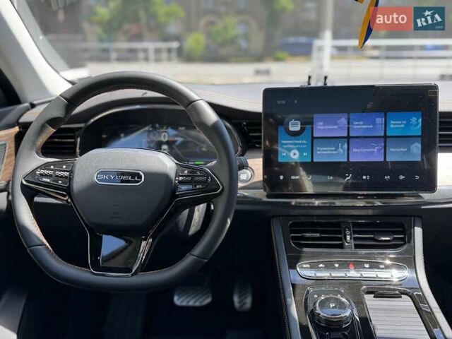 Чорний Skywell ET5, об'ємом двигуна 0 л та пробігом 2 тис. км за 29400 $, фото 11 на Automoto.ua