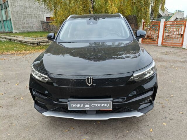 Чорний Skywell ET5, об'ємом двигуна 0 л та пробігом 70 тис. км за 28000 $, фото 1 на Automoto.ua