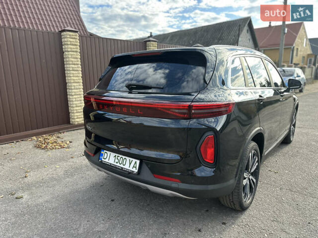 Черный Skywell ET5, объемом двигателя 0 л и пробегом 14 тыс. км за 20900 $, фото 9 на Automoto.ua