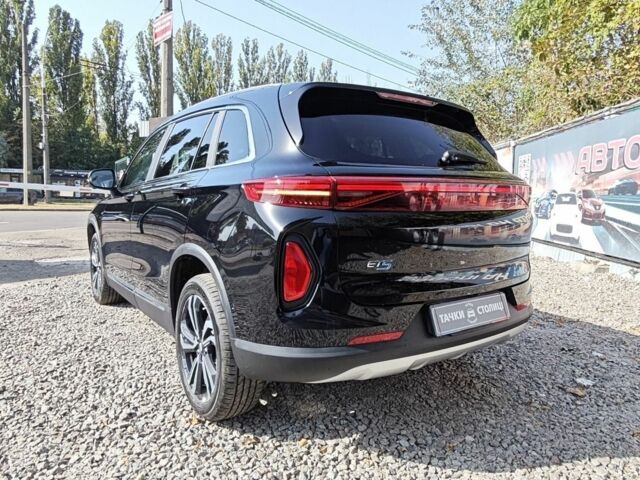 Черный Skywell ET5, объемом двигателя 0 л и пробегом 1 тыс. км за 26000 $, фото 3 на Automoto.ua