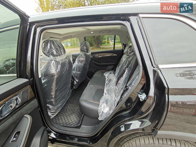Черный Skywell ET5, объемом двигателя 0 л и пробегом 70 тыс. км за 28000 $, фото 11 на Automoto.ua