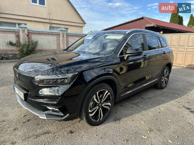 Черный Skywell ET5, объемом двигателя 0 л и пробегом 14 тыс. км за 20900 $, фото 5 на Automoto.ua