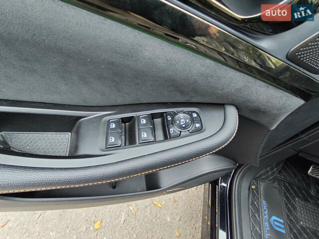 Черный Skywell ET5, объемом двигателя 0 л и пробегом 70 тыс. км за 28000 $, фото 10 на Automoto.ua