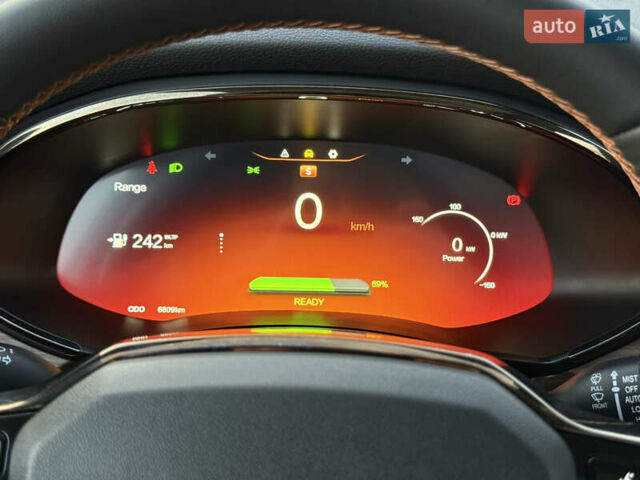 Сірий Skywell ET5, об'ємом двигуна 0 л та пробігом 6 тис. км за 19200 $, фото 33 на Automoto.ua
