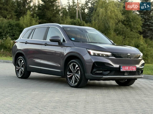 Сірий Skywell ET5, об'ємом двигуна 0 л та пробігом 6 тис. км за 19200 $, фото 4 на Automoto.ua