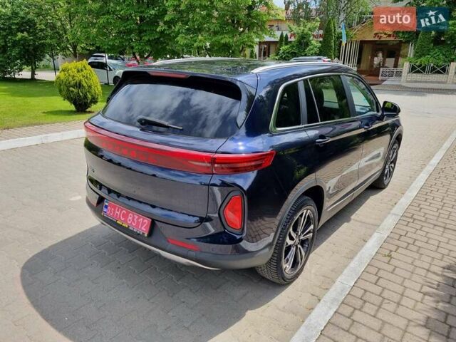 Синий Skywell ET5, объемом двигателя 0 л и пробегом 6 тыс. км за 17850 $, фото 3 на Automoto.ua