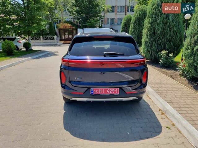 Синий Skywell ET5, объемом двигателя 0 л и пробегом 9 тыс. км за 17750 $, фото 4 на Automoto.ua