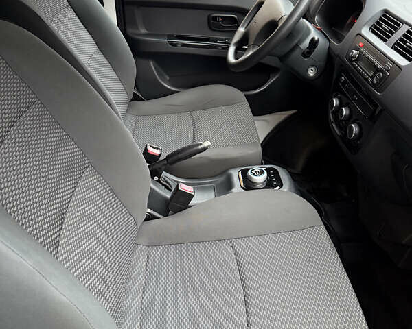 Білий Skywell Mini Bus, об'ємом двигуна 0 л та пробігом 1 тис. км за 10500 $, фото 28 на Automoto.ua