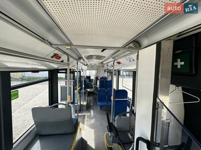 Синий Solaris Alpino, объемом двигателя 6 л и пробегом 600 тыс. км за 33000 $, фото 8 на Automoto.ua