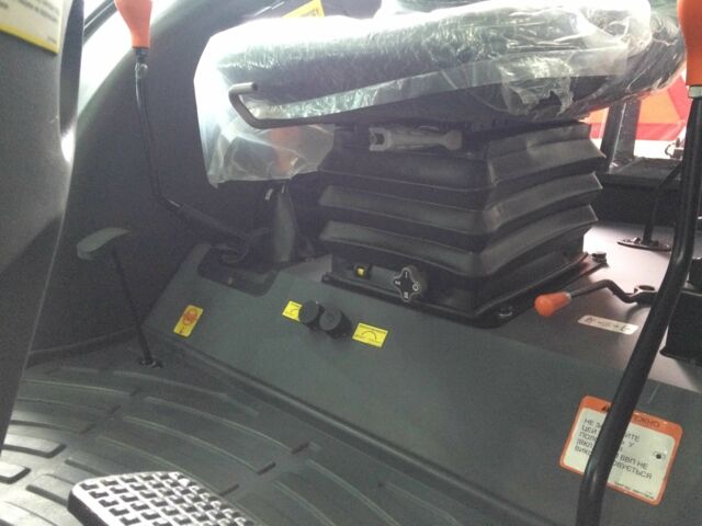 SOLIS Другая, объемом двигателя 4.1 л и пробегом 1 тыс. км за 30700 $, фото 14 на Automoto.ua