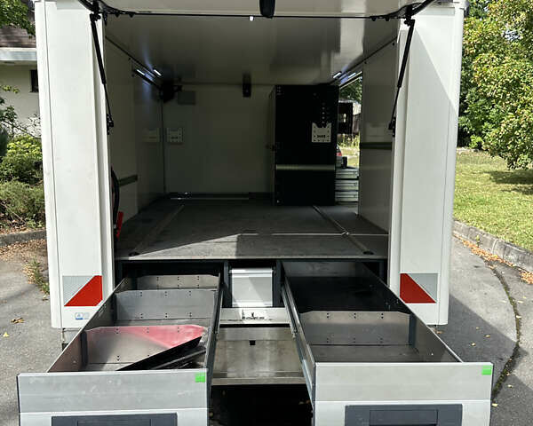 Белый StreetScooter Work, объемом двигателя 0 л и пробегом 18 тыс. км за 16500 $, фото 6 на Automoto.ua