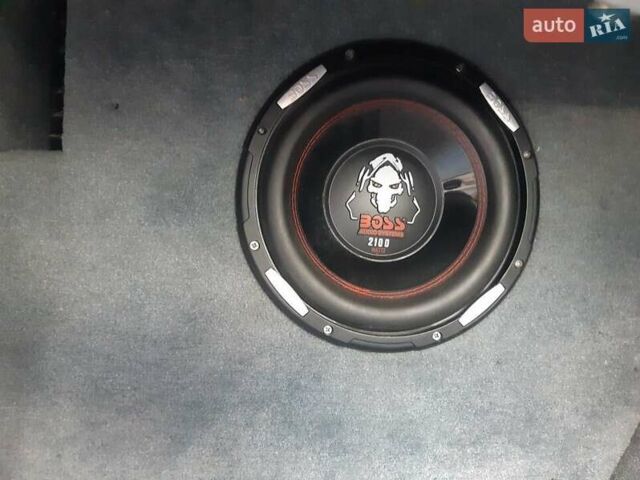 Білий Supreme V220, об'ємом двигуна 5.7 л та пробігом 1 тис. км за 27500 $, фото 4 на Automoto.ua