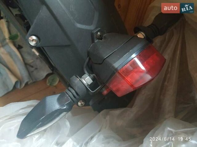 Sur-Ron Light Bee, объемом двигателя 0 л и пробегом 671 тыс. км за 4200 $, фото 4 на Automoto.ua