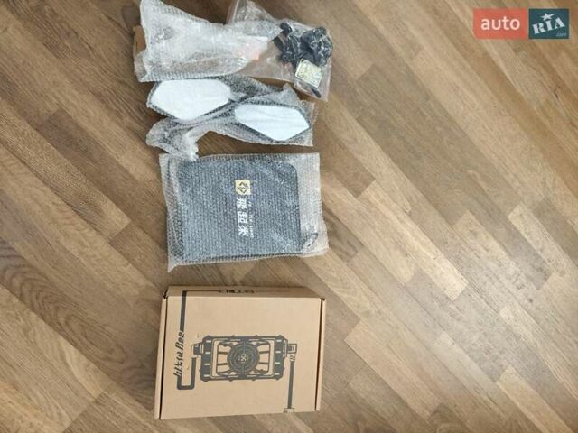 Черный Sur-Ron Ultra Bee, объемом двигателя 0 л и пробегом 1 тыс. км за 5900 $, фото 4 на Automoto.ua