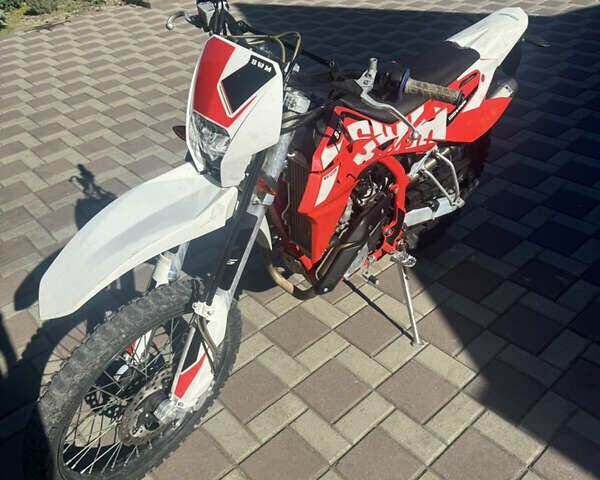 SWM RS 125R, об'ємом двигуна 0 л та пробігом 4 тис. км за 2000 $, фото 1 на Automoto.ua