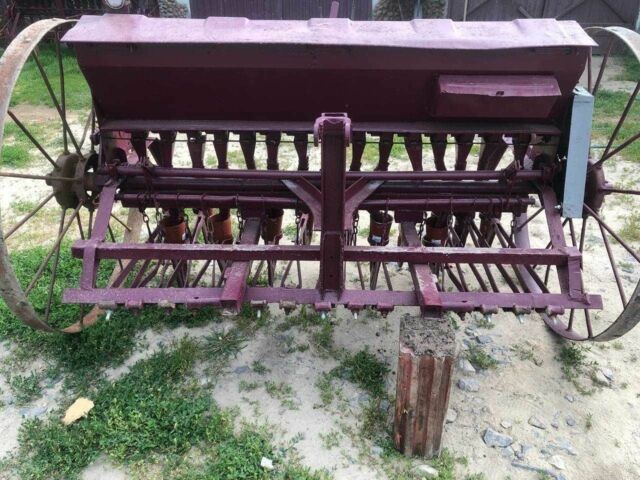 Красный СЗ 1,5, объемом двигателя 0 л и пробегом 0 тыс. км за 445 $, фото 1 на Automoto.ua