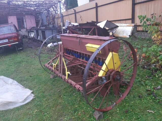 Красный СЗ 1.6, объемом двигателя 0 л и пробегом 0 тыс. км за 416 $, фото 2 на Automoto.ua