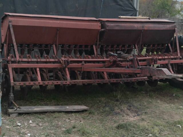 Красный СЗ 3,6, объемом двигателя 0 л и пробегом 0 тыс. км за 951 $, фото 2 на Automoto.ua