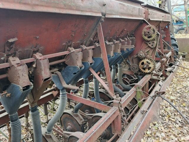 Красный СЗ 3,6, объемом двигателя 0 л и пробегом 0 тыс. км за 1669 $, фото 4 на Automoto.ua